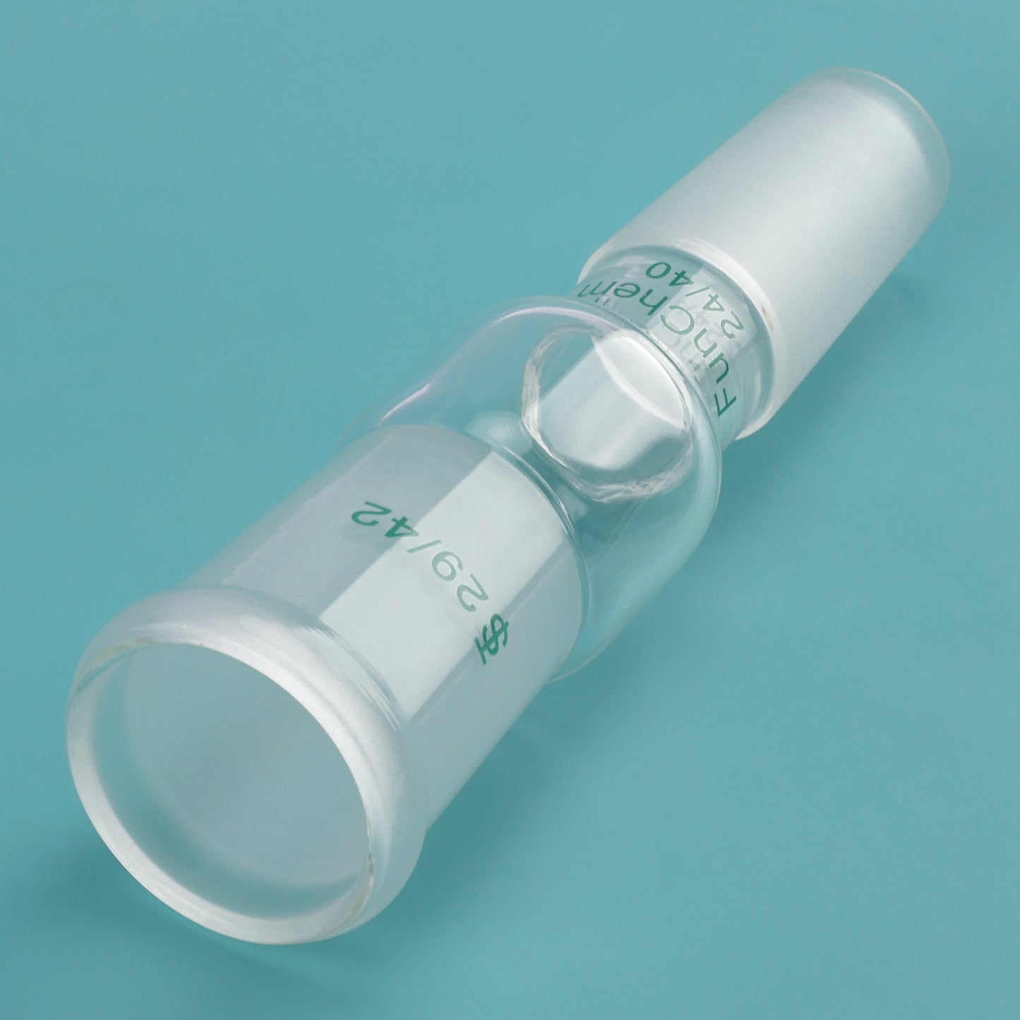 Enlarging Connecting Adapter